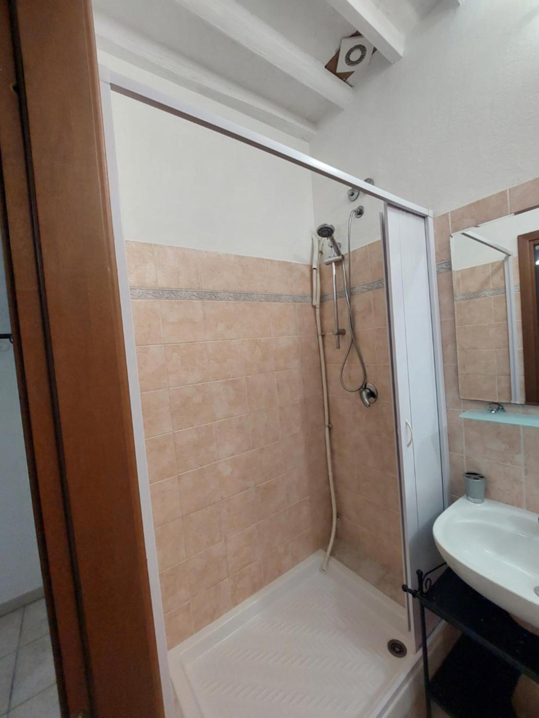 La Convenienza Panzió Uliveto Terme Kültér fotó