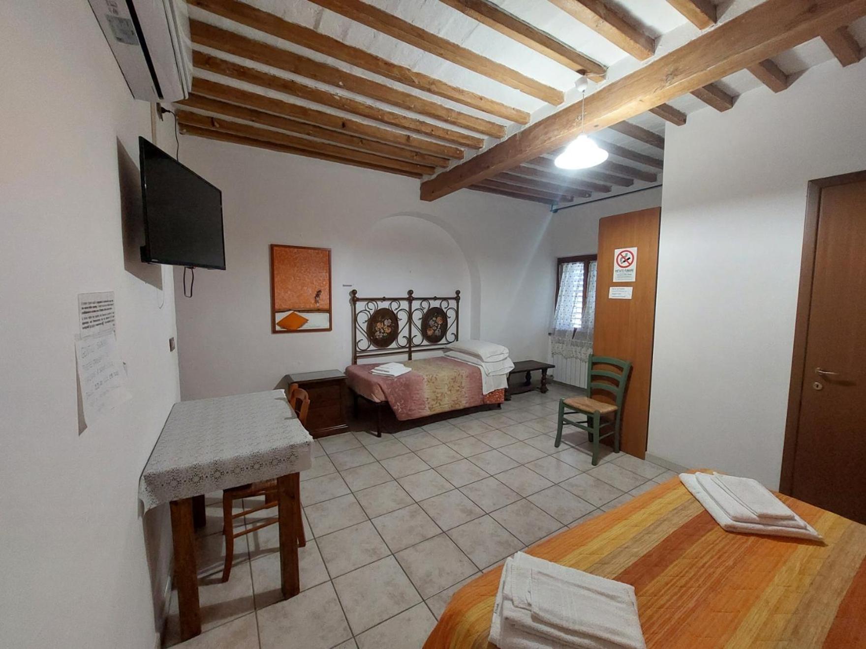 La Convenienza Panzió Uliveto Terme Kültér fotó